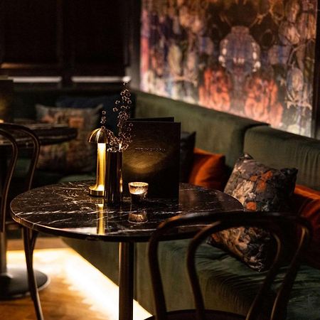 The Inchcolm By Ode Hotels ブリスベン エクステリア 写真 The interior of the bar