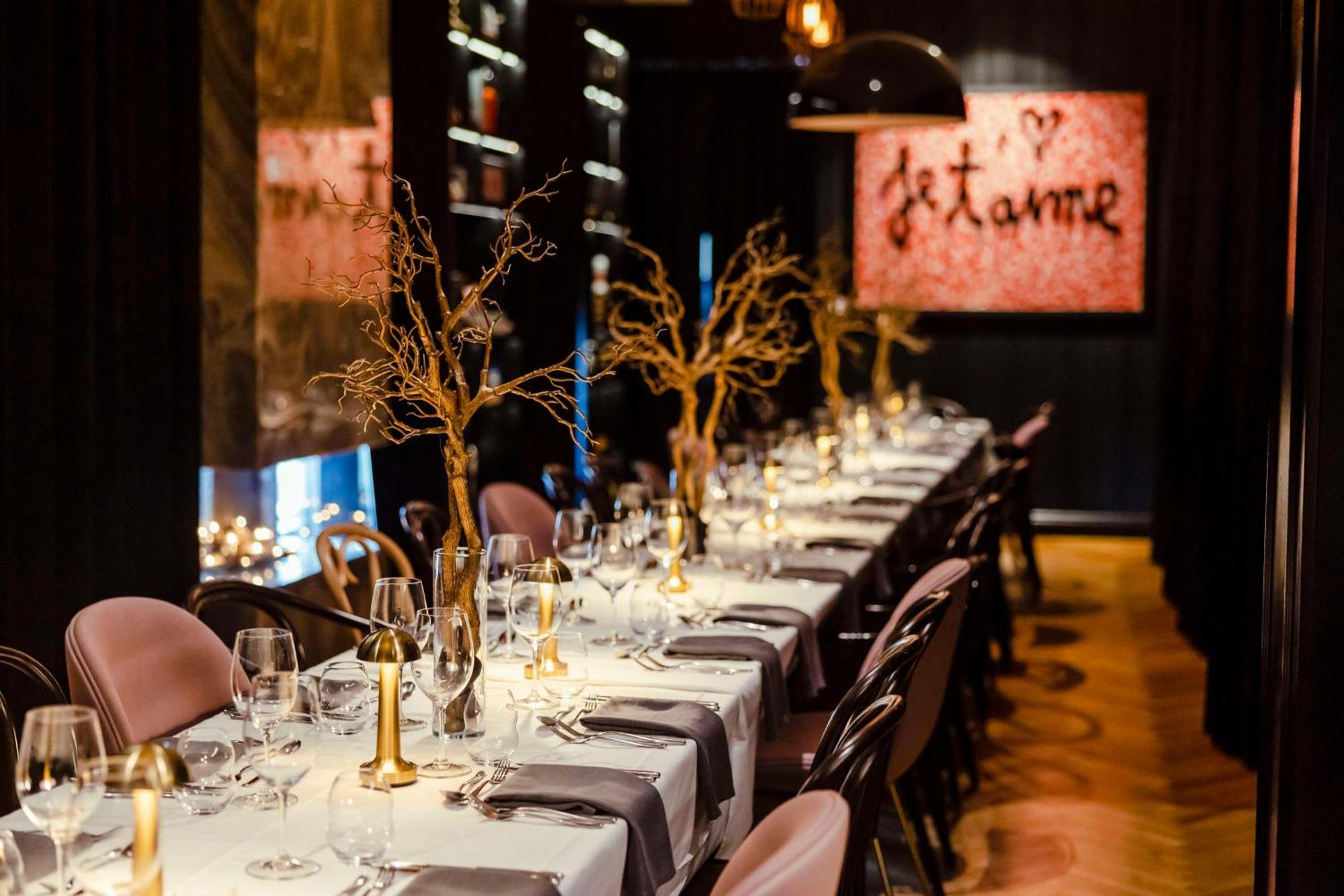 The Inchcolm By Ode Hotels ブリスベン エクステリア 写真 Restaurant AOC